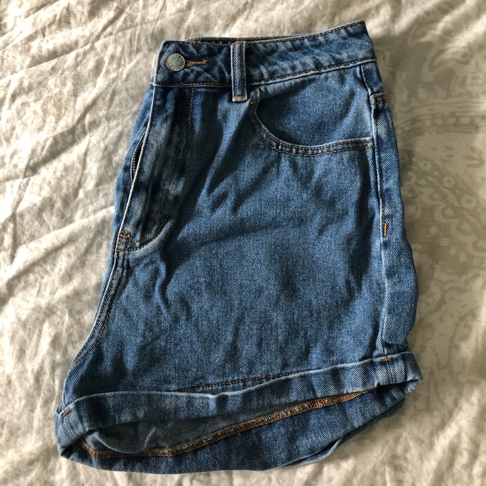 John Galt mom shorts